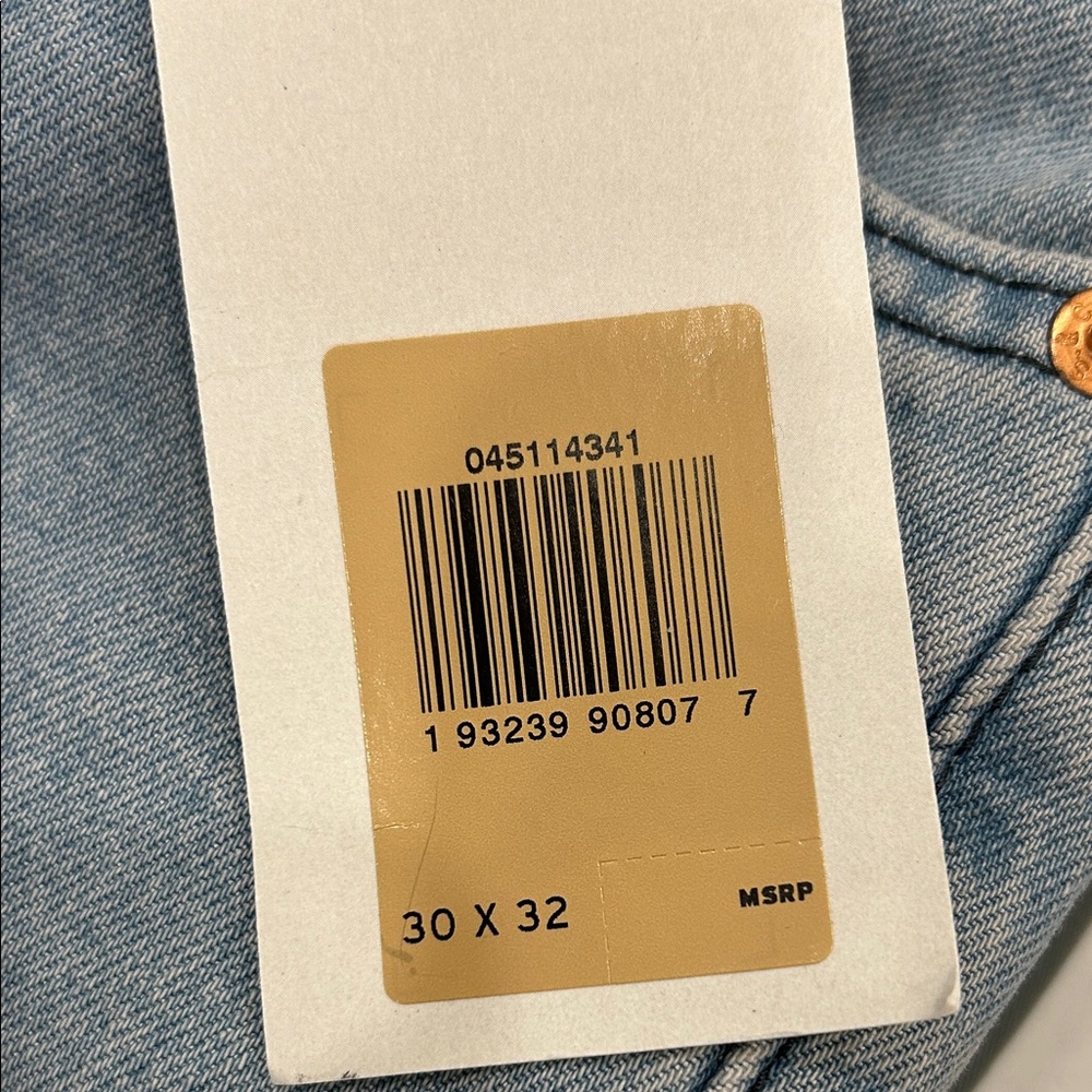 Levi's Slim Jeans in Light Blue - Picture 5 of 5